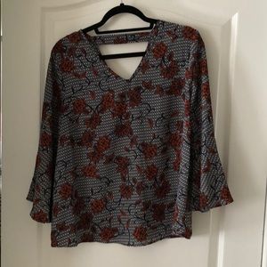 Counterparts navy blue/orange bell sleeve blouse